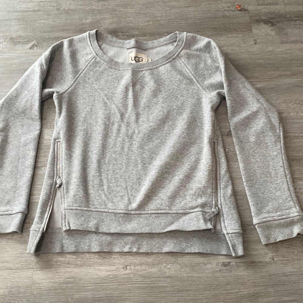 UGG Heather gray sweatshirt/plush inside